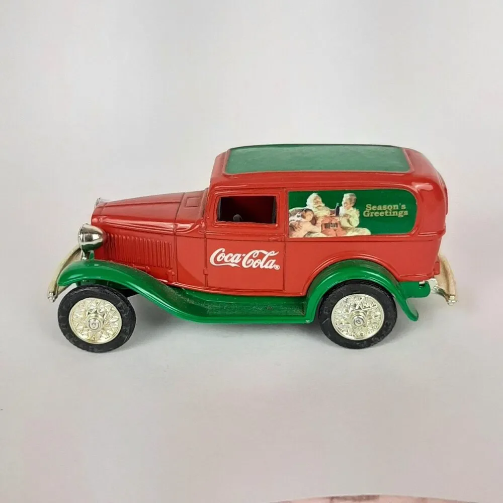 Vintage ERTL Coca Cola 1932 Ford Panel Delivery Truck Car Toy Diecast Holidays